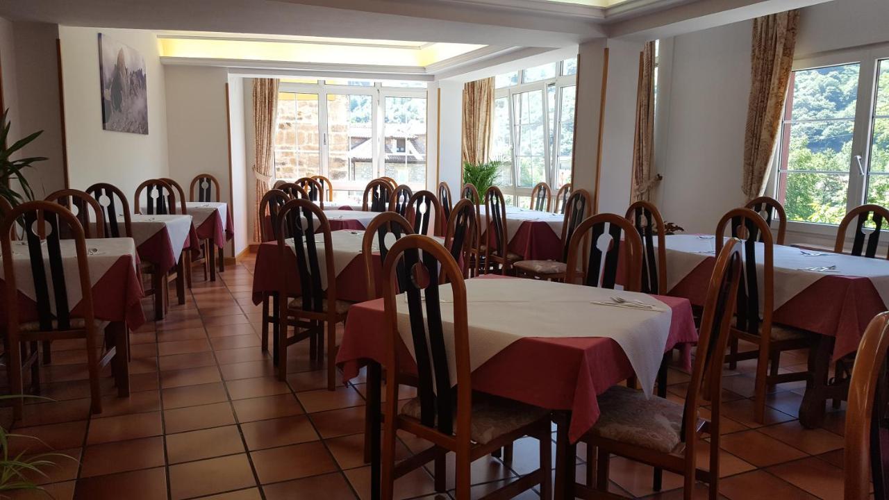 Hotel Naranjo De Bulnes Аренас де Кабралес Екстериор снимка