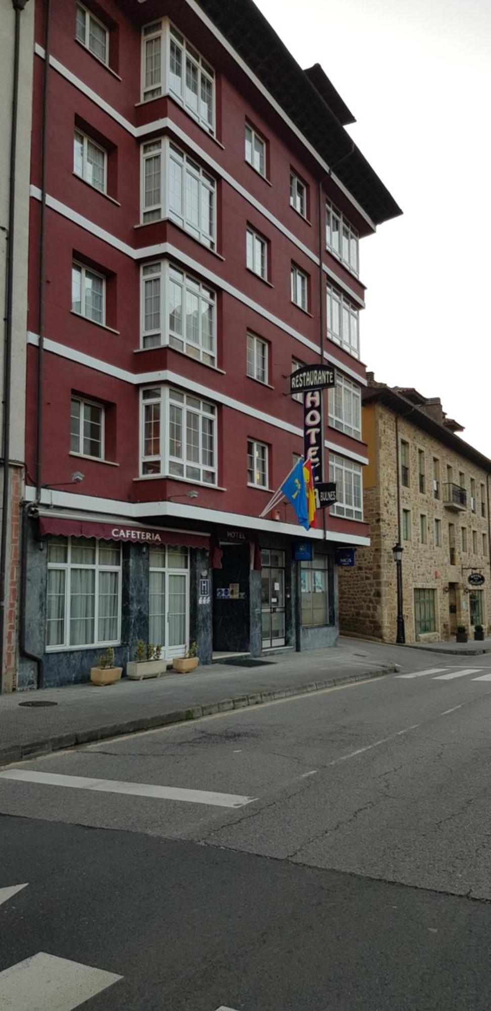 Hotel Naranjo De Bulnes Аренас де Кабралес Екстериор снимка