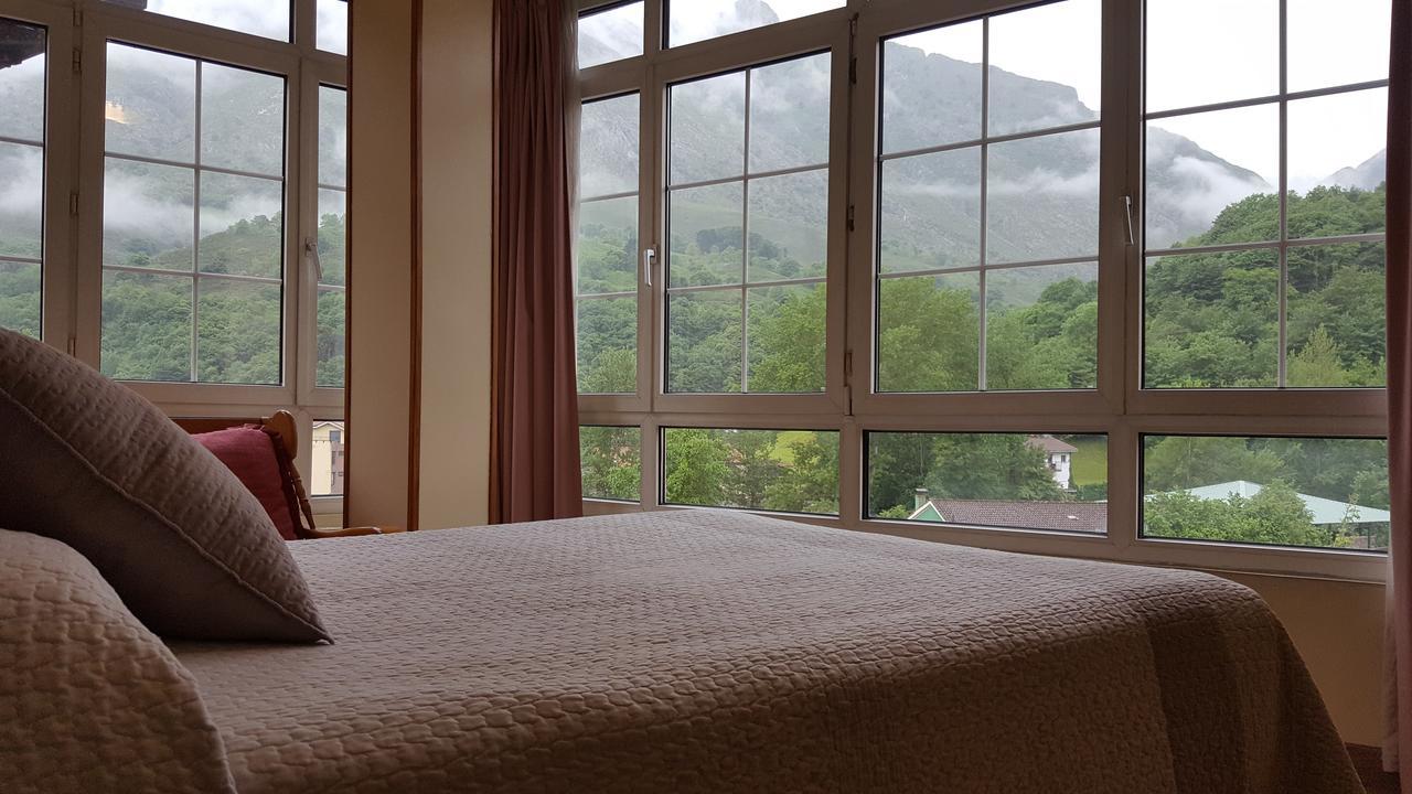 Hotel Naranjo De Bulnes Аренас де Кабралес Екстериор снимка
