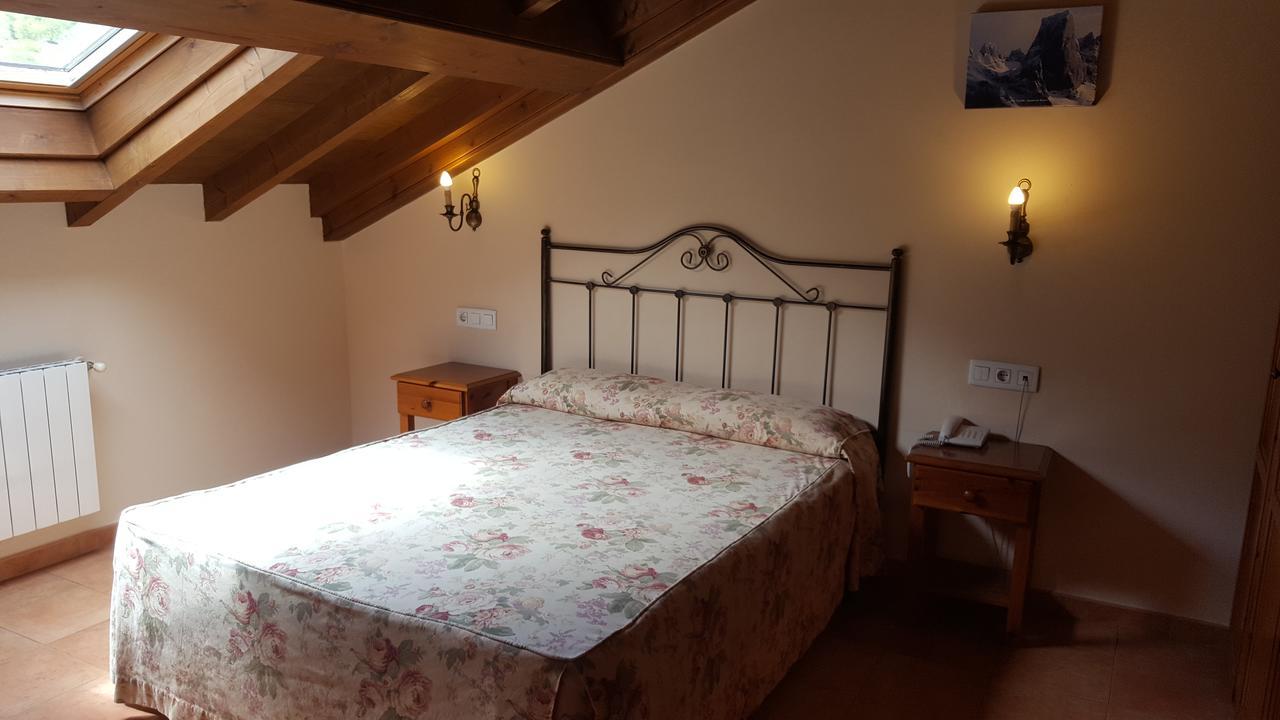 Hotel Naranjo De Bulnes Аренас де Кабралес Екстериор снимка