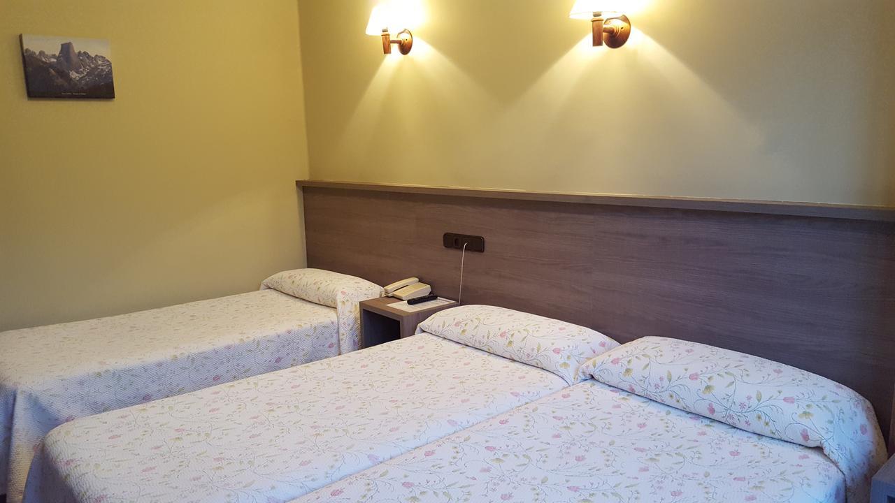 Hotel Naranjo De Bulnes Аренас де Кабралес Екстериор снимка