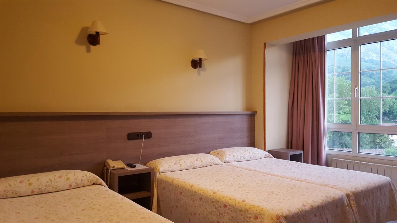Hotel Naranjo De Bulnes Аренас де Кабралес Екстериор снимка