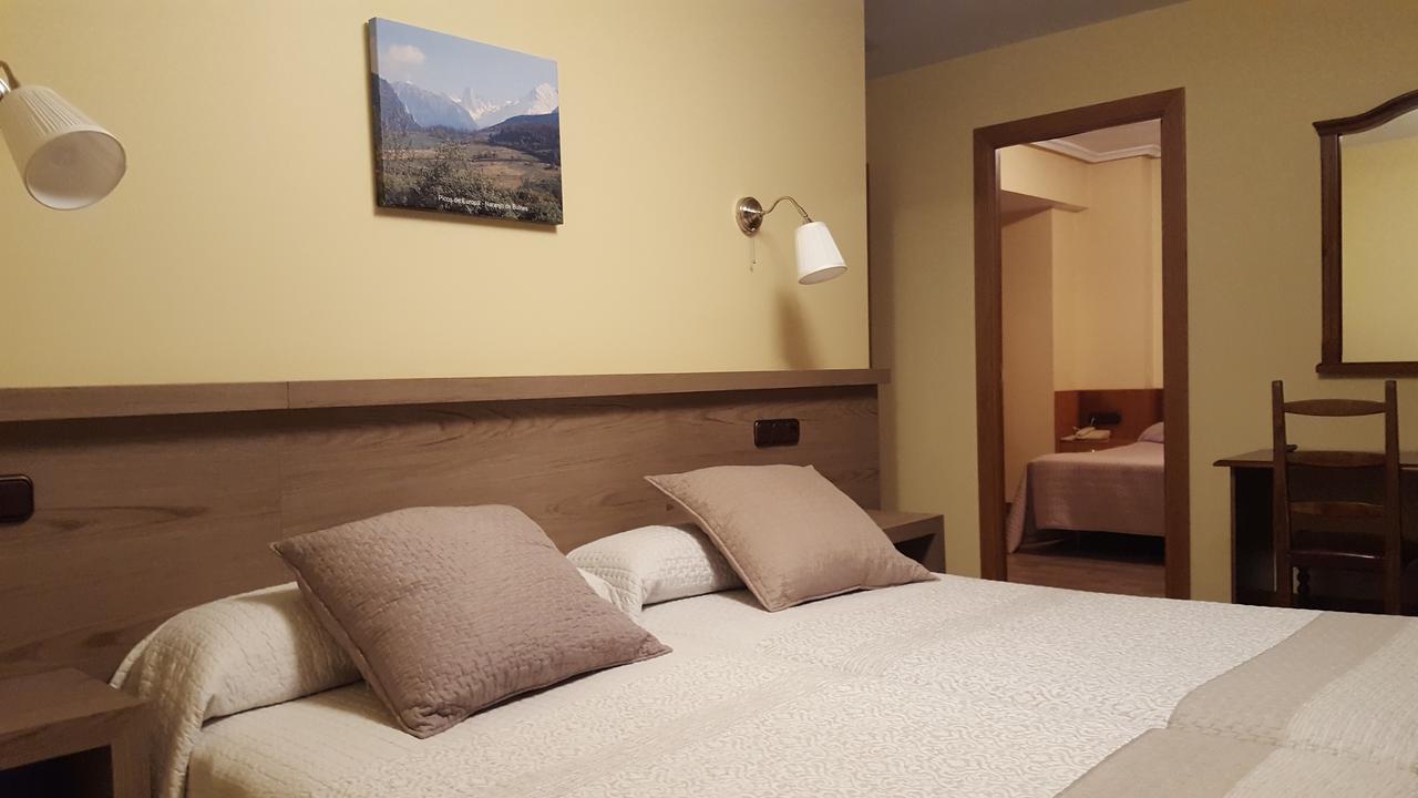 Hotel Naranjo De Bulnes Аренас де Кабралес Екстериор снимка