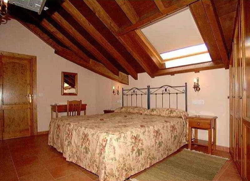 Hotel Naranjo De Bulnes Аренас де Кабралес Екстериор снимка